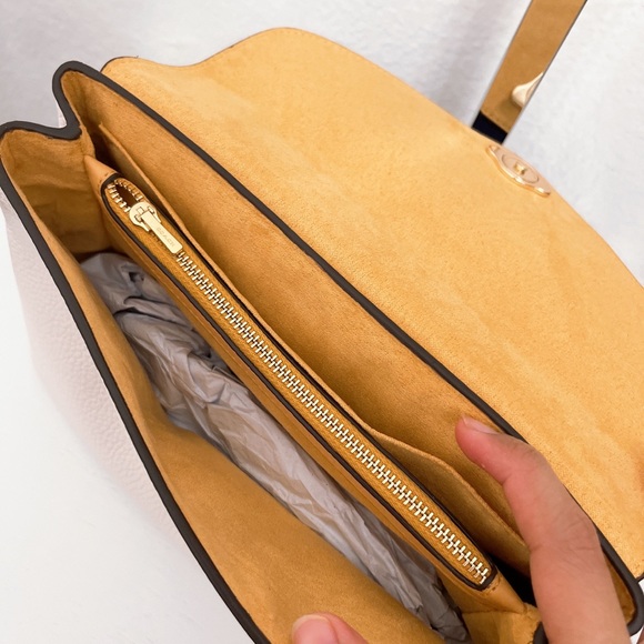 Coach Tammie Shoulder Bag In Colorblock - Picture 6 of 10